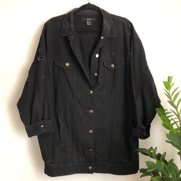 Forever 21 Jackets & Blazers - FOREVER 21 Black Distressed Oversized Denim Jacket